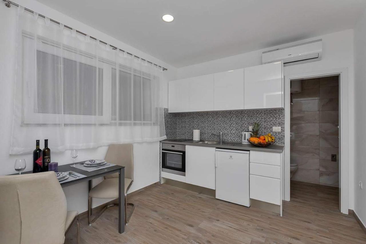 Apartman-Studio Meri Makarska Luaran gambar